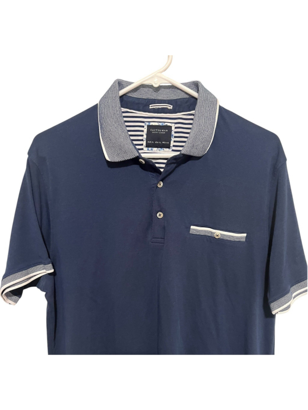 Cactus Man Ricky Singh Polo Shirt Men's XL Navy Blue Striped Detailing